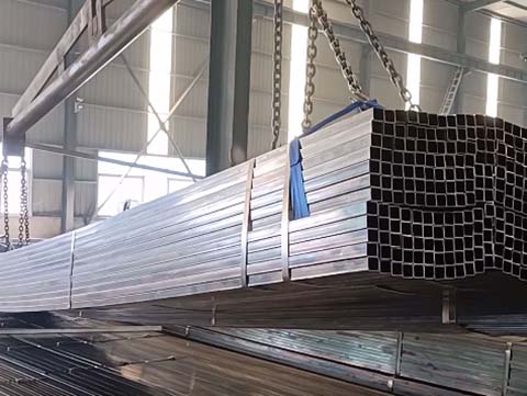 Loading of Steel Square Tubes