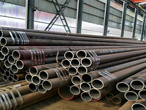 Seamless Pipes in Stock